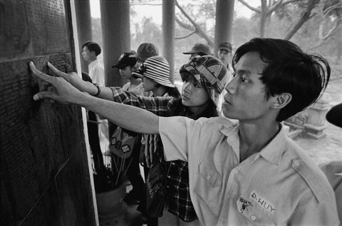 (c) Philip Jones Griffiths / Magnum Photos