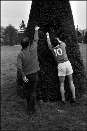 (c) Richard Kalvar / Magnum Photos