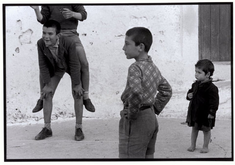 (c) Constantine Manos / Magnum Photos